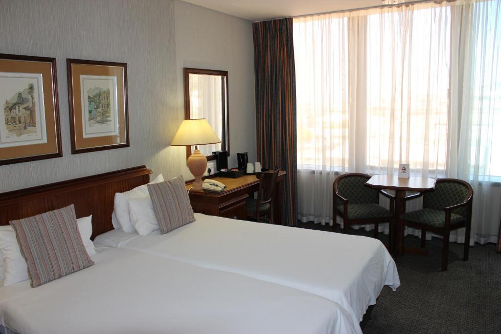 Hotel On St Georges Kapstaden Rum bild